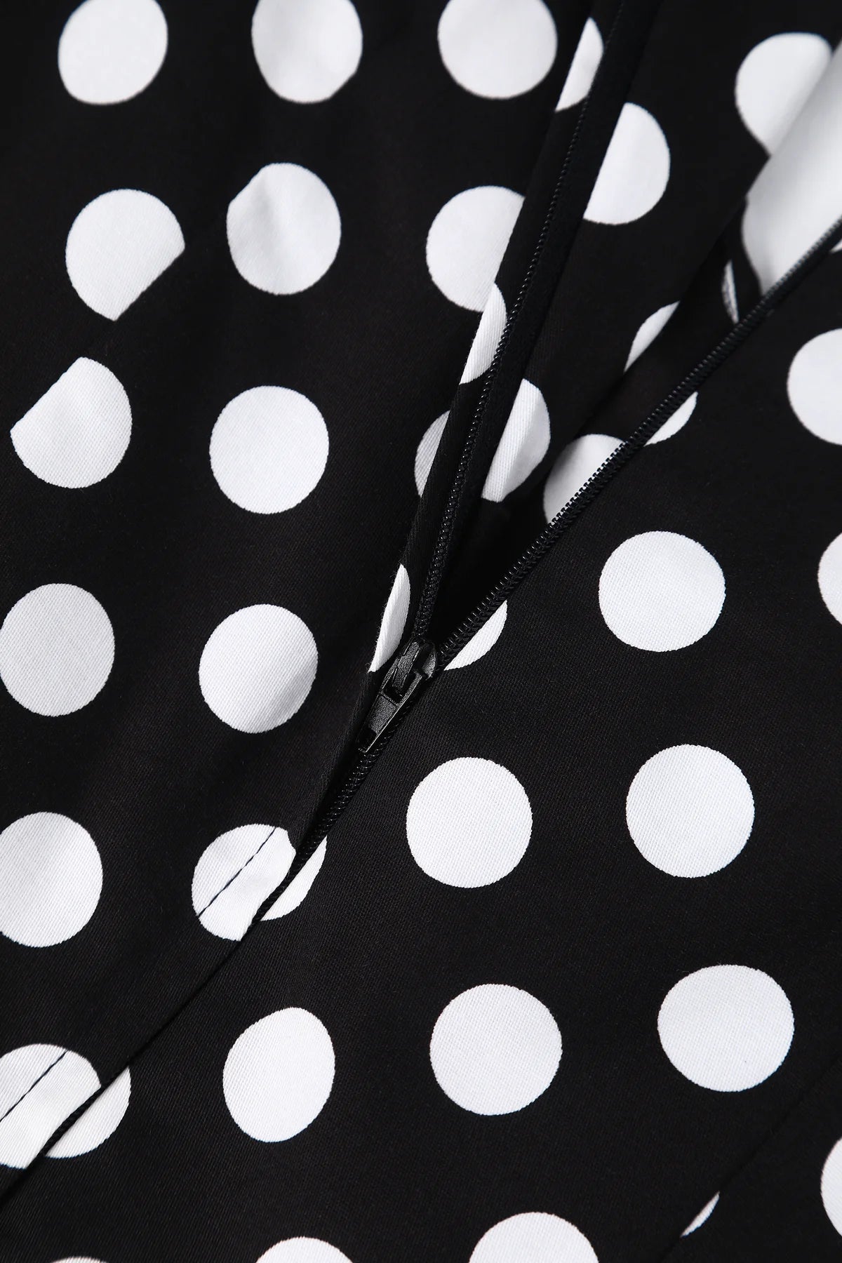 Lily Black-White Polka Dress - schwarzes Rockabilly Kleid