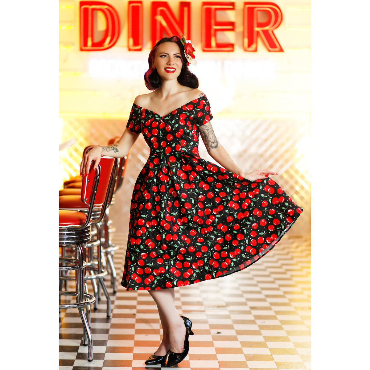 Lily Off Shoulder Cherry - Rockabilly Kirschenkleid