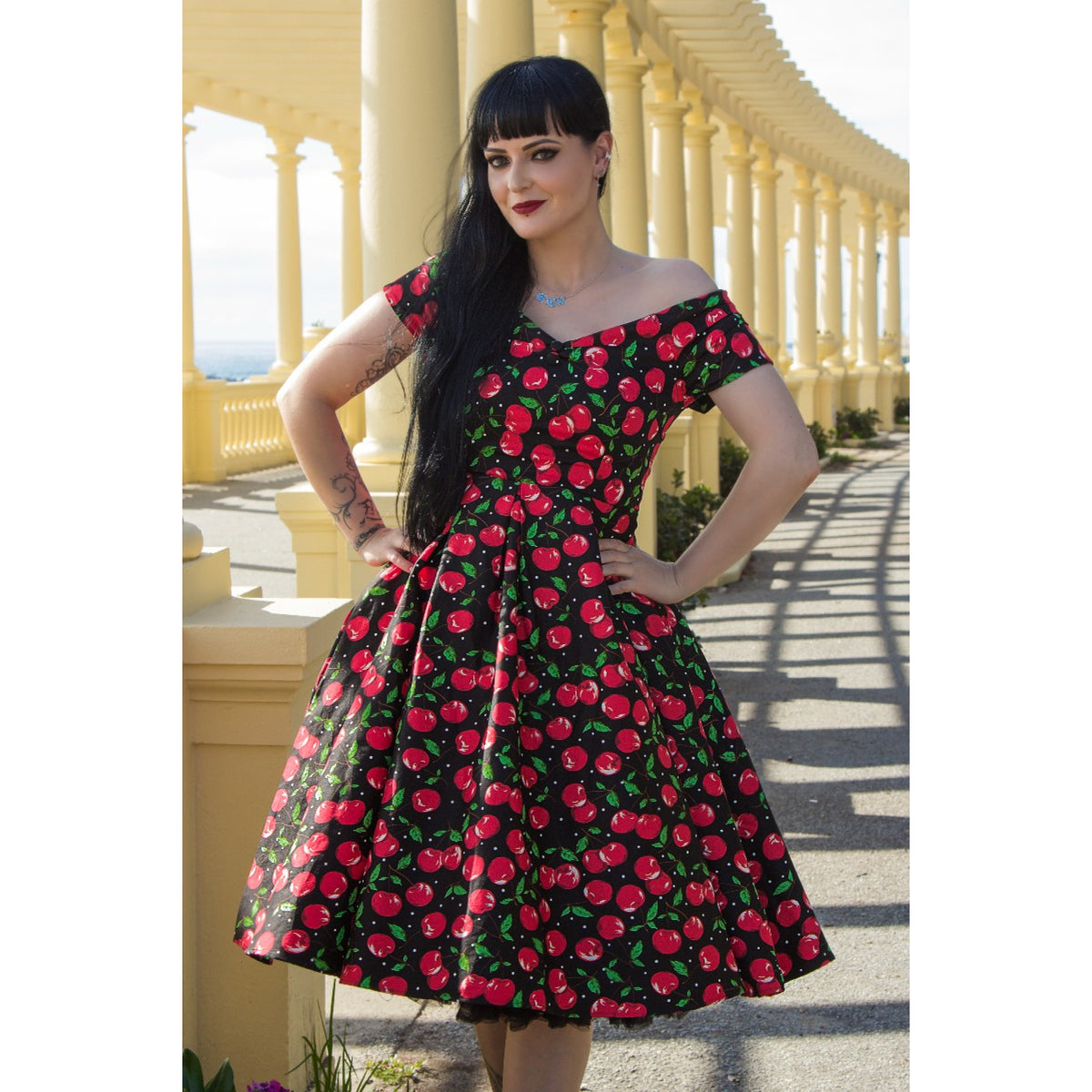 Lily Off Shoulder Cherry - Rockabilly Kirschenkleid