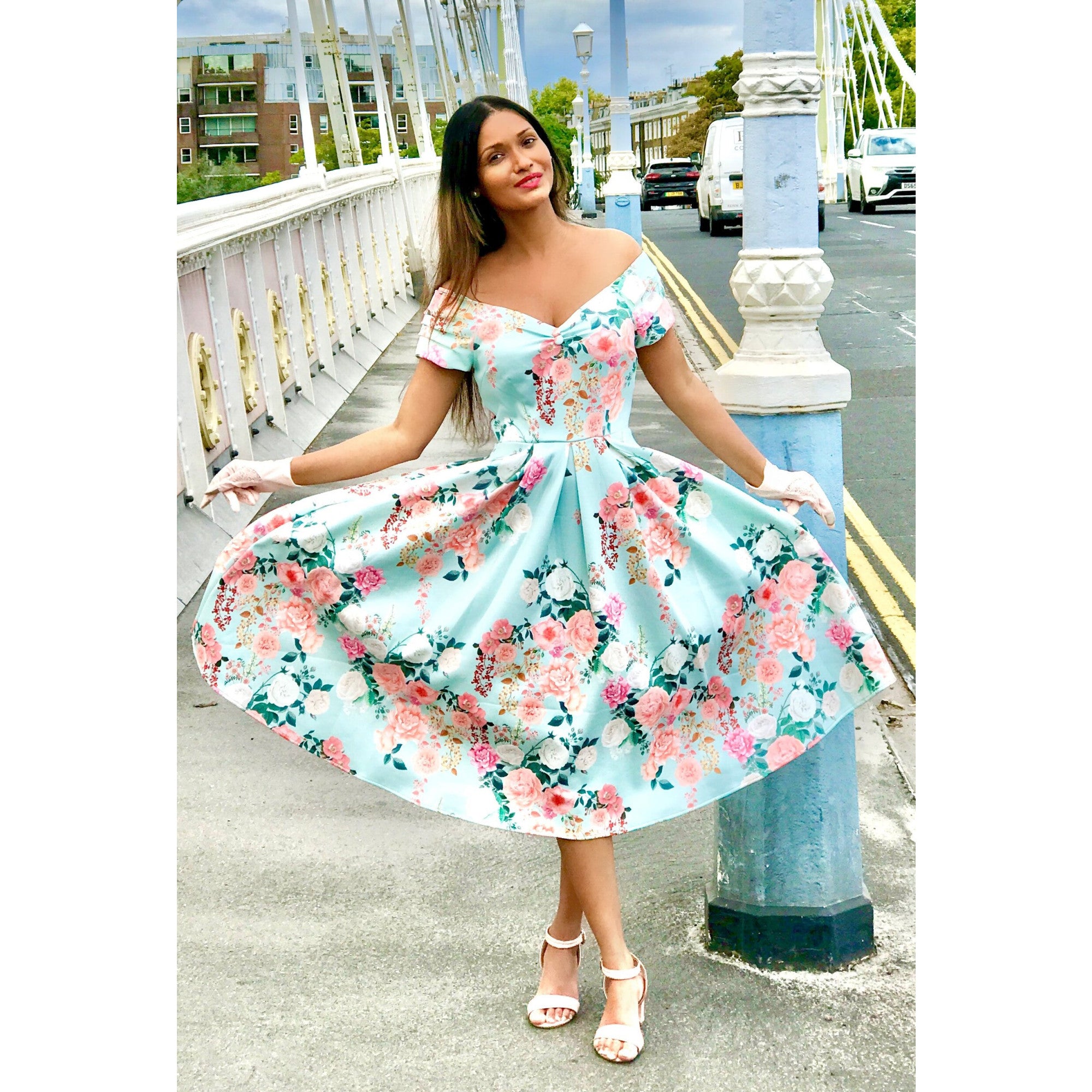 Floral Lily Dress light blue – SandyKay