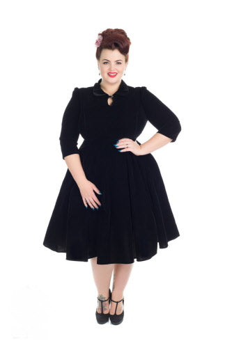 Glamour Tea Kleid in Plus Size