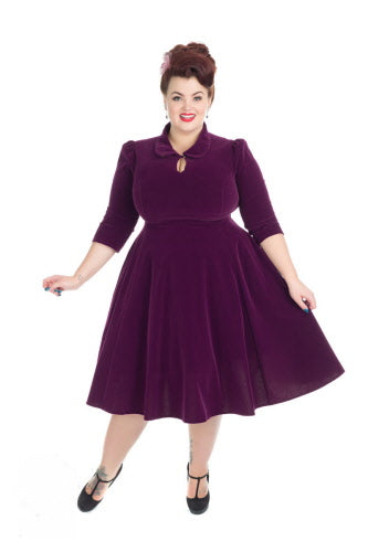 Glamour Tea Kleid in Plus Size