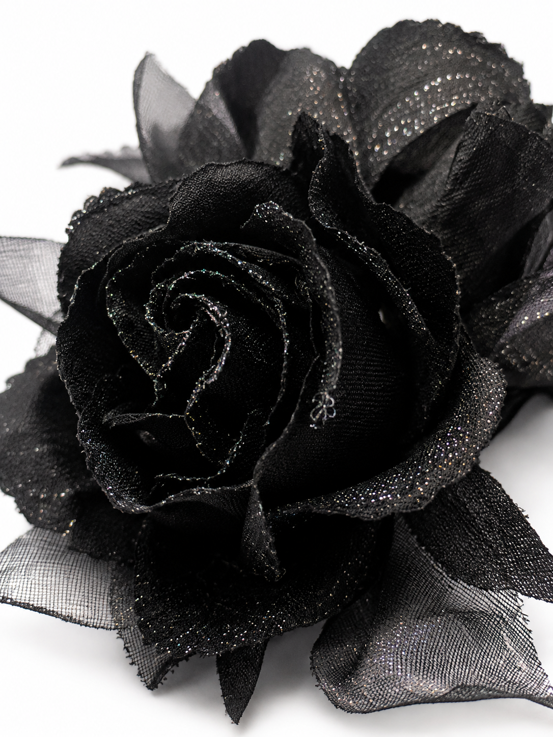Black Rose Haarclip mit schwarzen Rosen und Tüll
