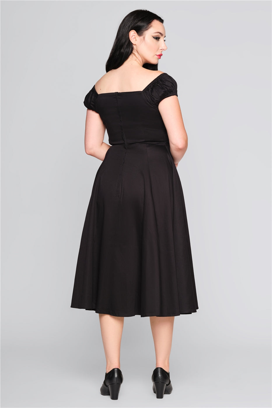 Dolores Classic Kleid in schwarz