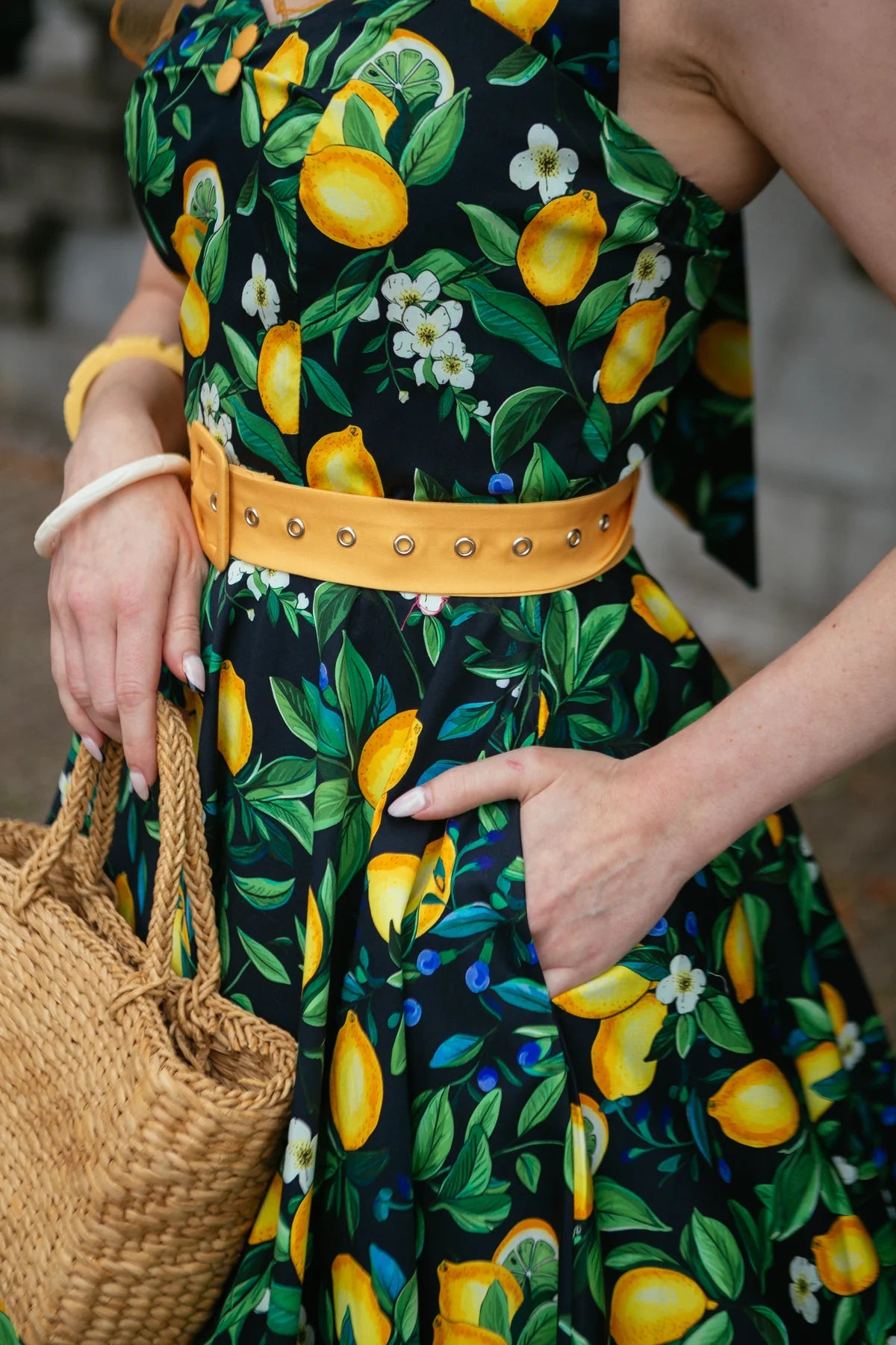 Daisy Lemon Dress - Neckholder Kleid mit Zitronen