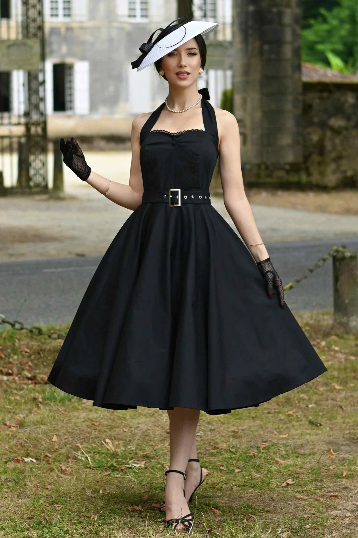 Black Daisy Neckholder - schwarzes Retro Rockabilly Kleid mit Gürtel