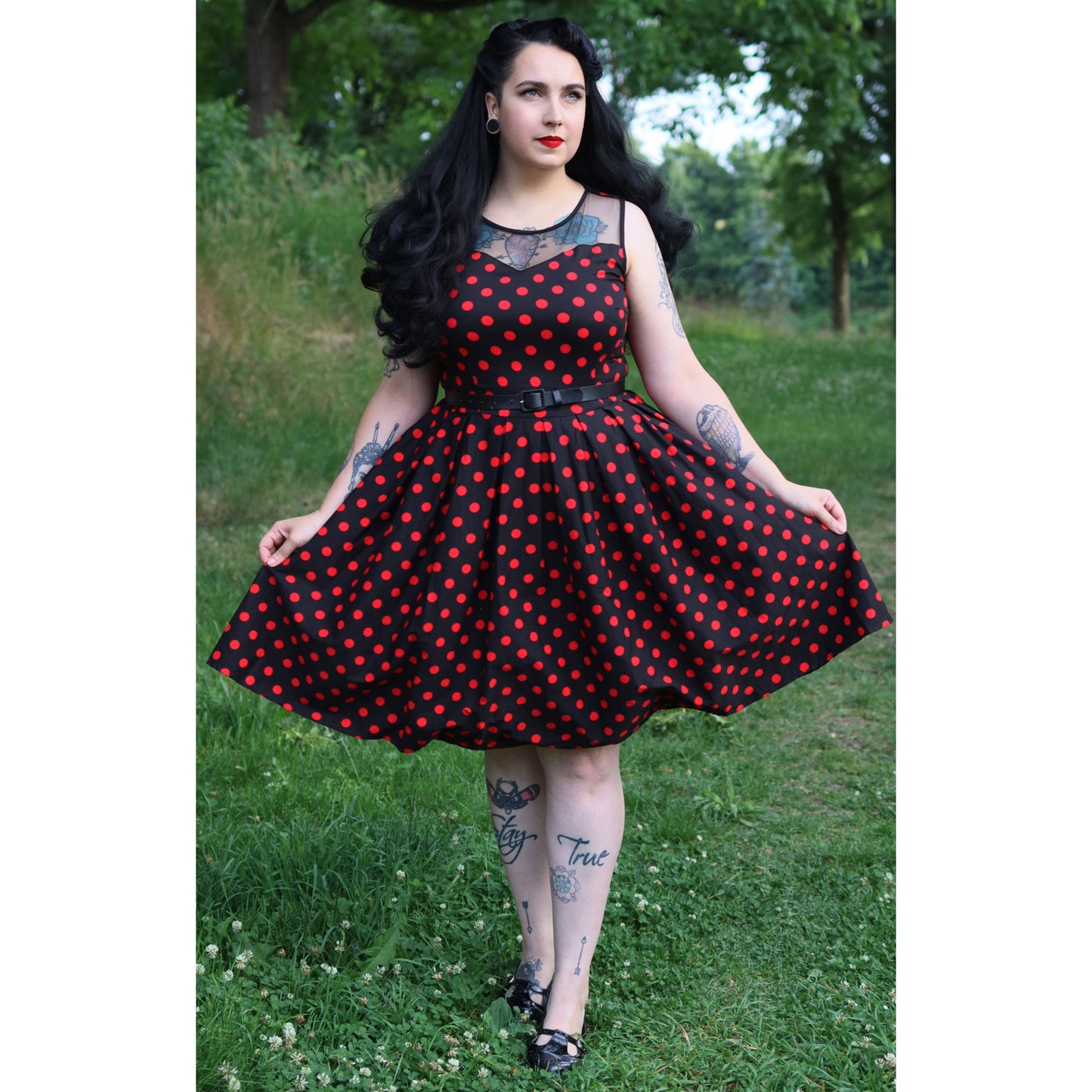 Elizabeth Vintage Polka Kleid schwarz-rot