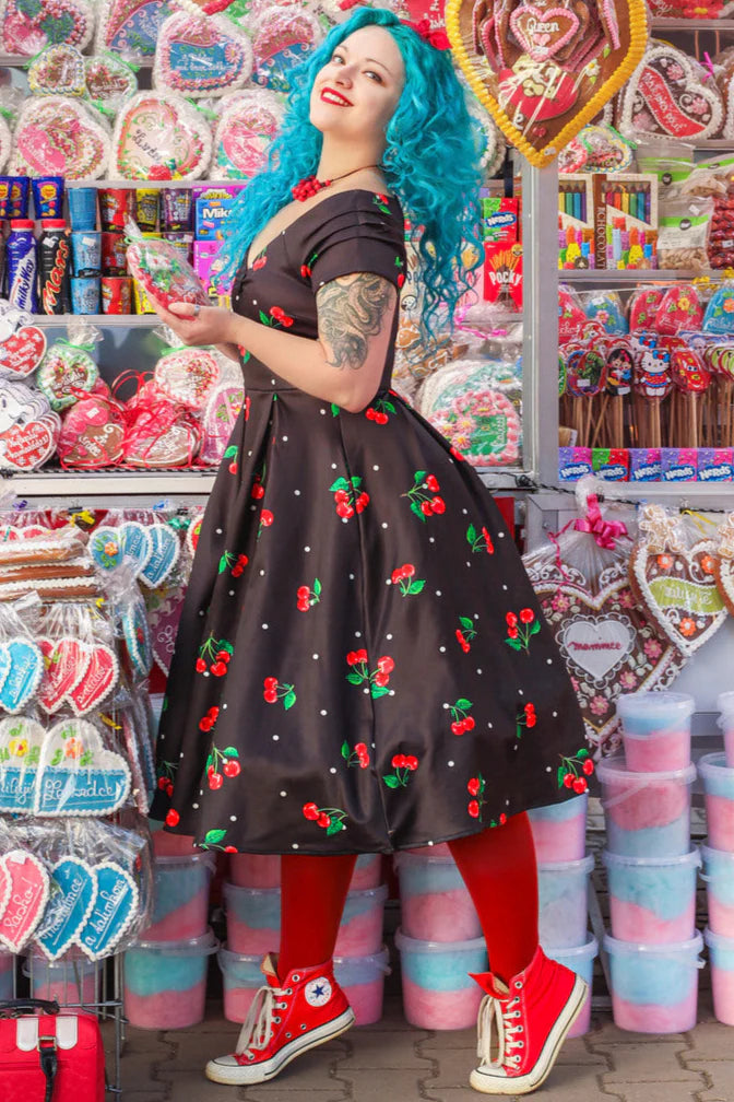 Cherry Kleid