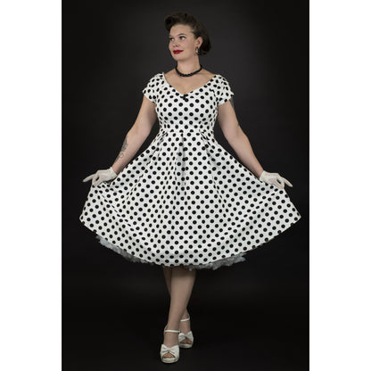 Polka Lily Off Shoulder Kleid in weiß-schwarz