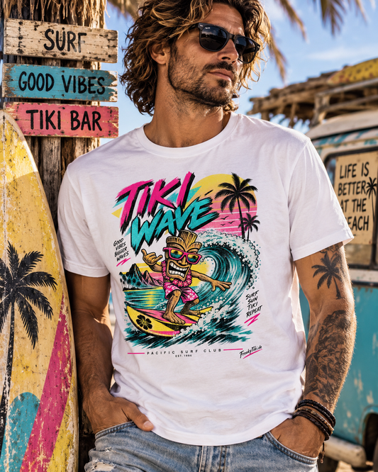 Tiki Wave – Good Vibes 80er Surfer T-Shirt