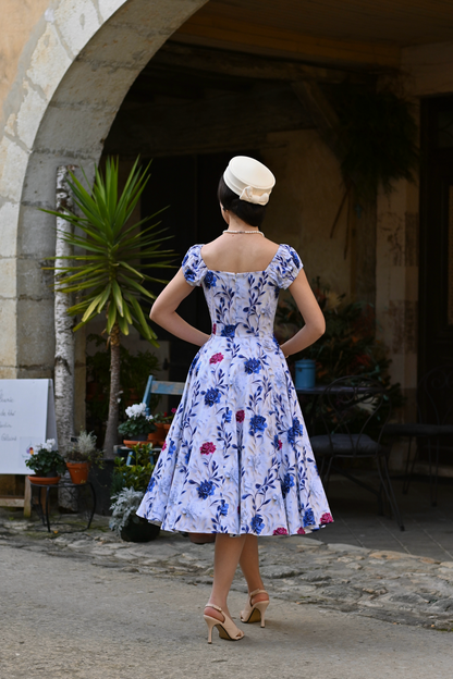 Wildflower Dress - Romantik Kleid mit blauen Rosen