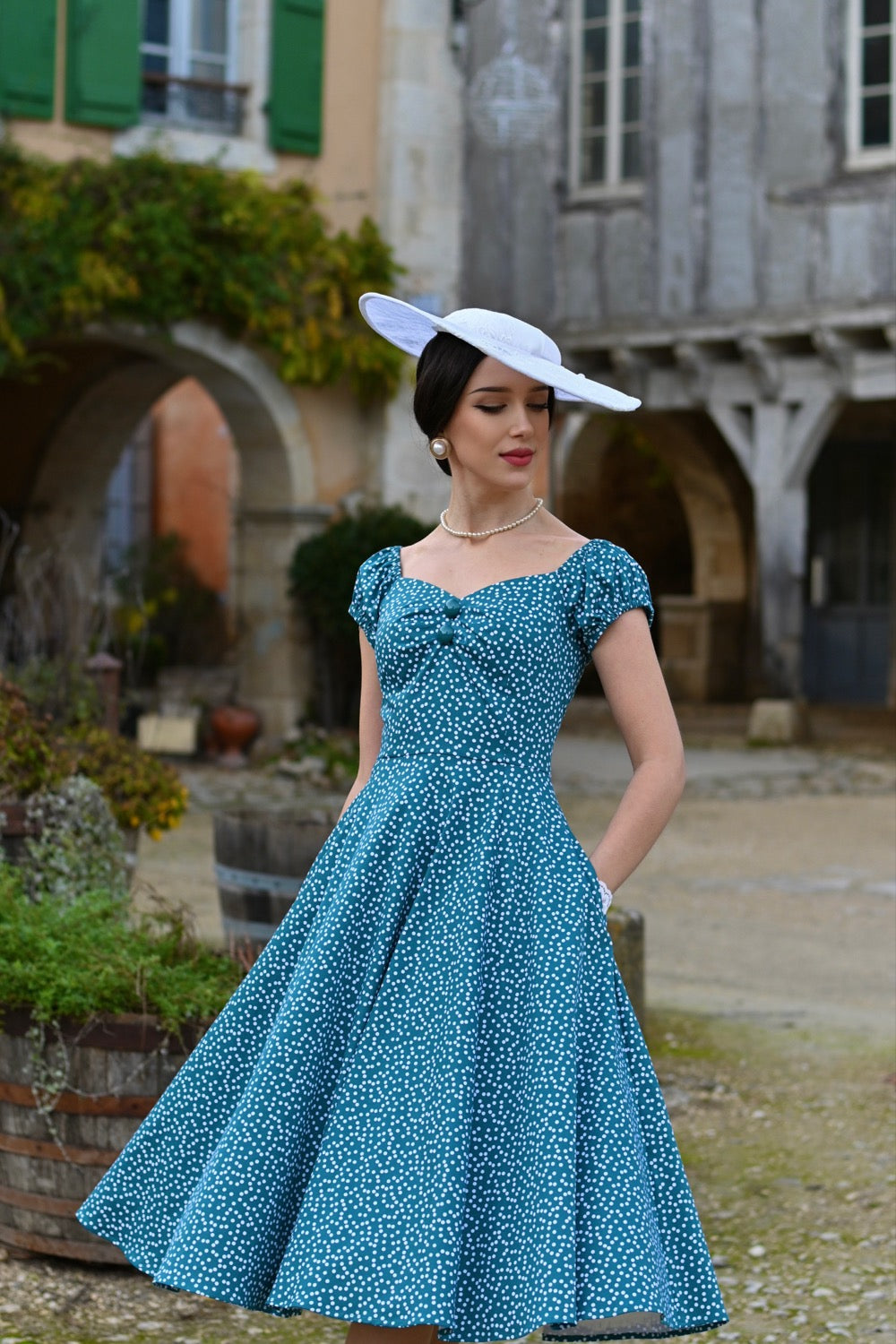 Polka Dot Dolora Dress - Retro Kleid in mit mit kleinen Punkten