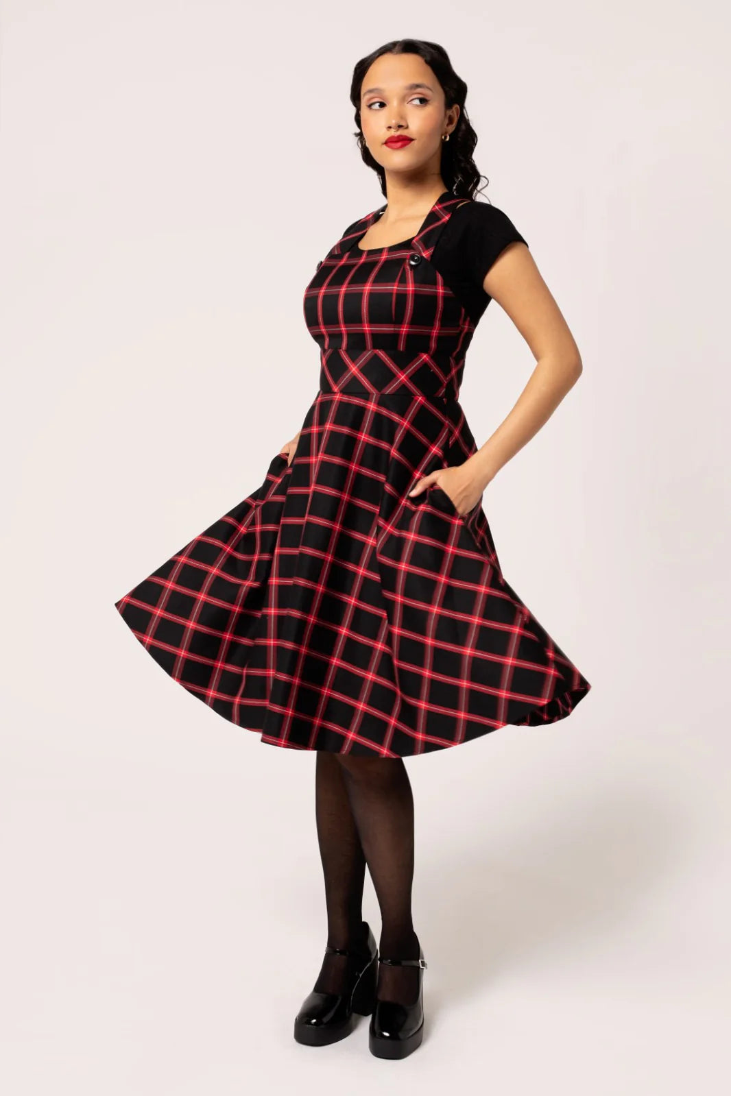 Janine Pinafore Latz-Kleid