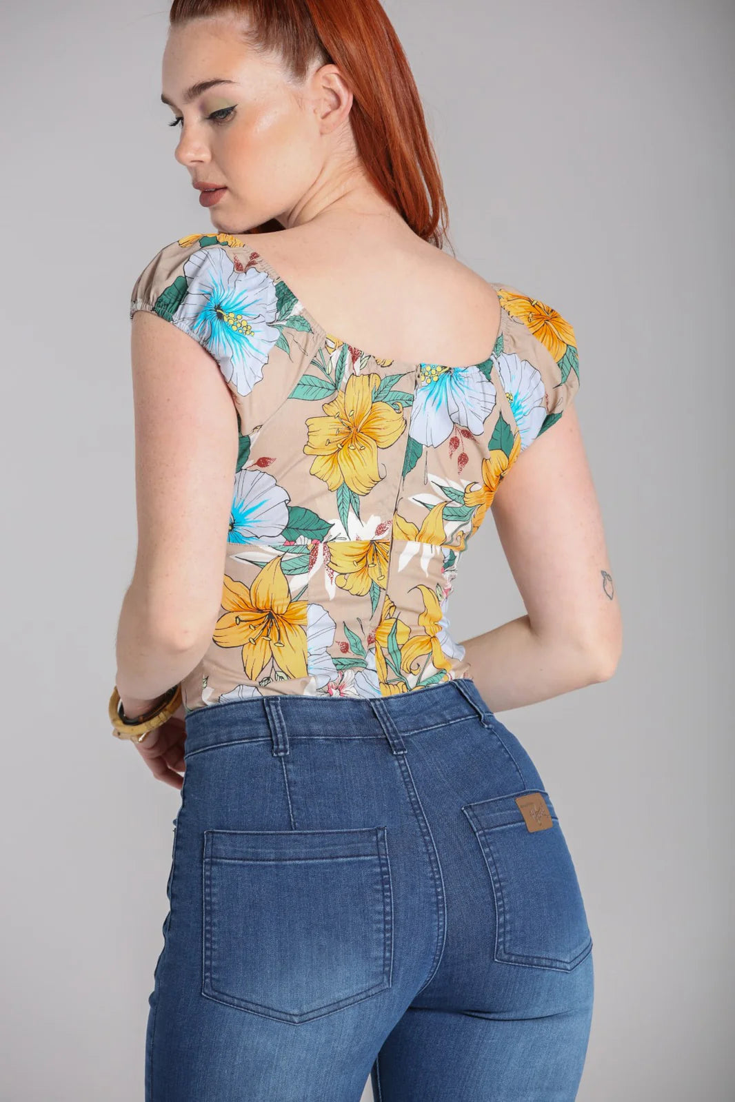 Pattaya Tropicla Hibiscus Top beige