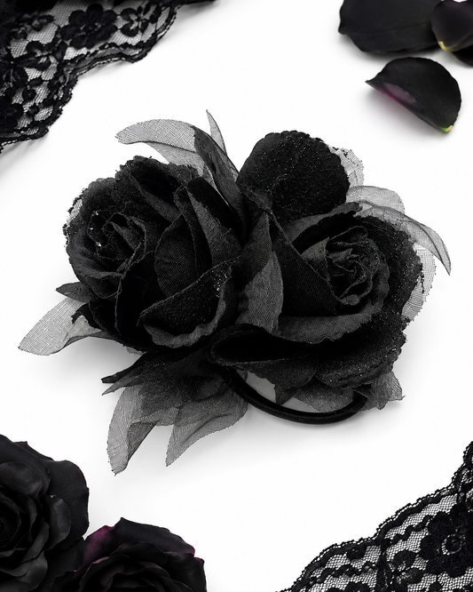 Black Rose Haarclip mit schwarzen Rosen und Tüll
