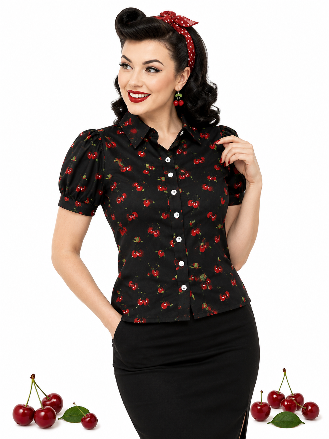 Cherry Bluse - Kurzarm mit Kirschen