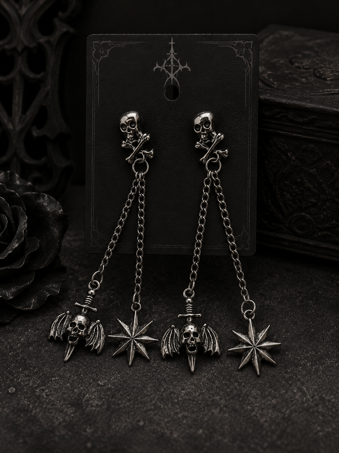 Ohrringe Skulls & Stars - lange Gothic Ohrhänger